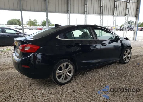 2018 Chevrolet Cruze Lt from USA, damaged, VIN 1G1BE5SM5J7171576